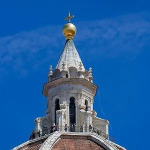 https://relais-tosinghi.it-tuscanyhotel.com
